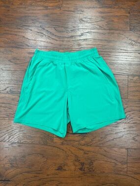 Lululemon 7” Linerless Pace Breaker shorts